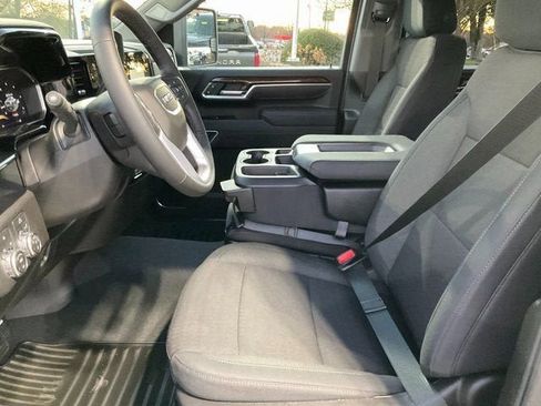 New 2026 GMC Sierra 2500 SLE image 2