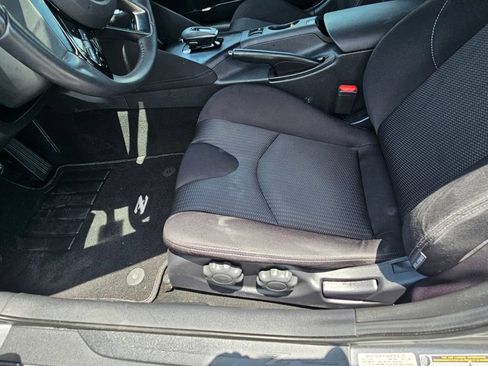 Certified 2025 Nissan Z Performance w/ Floor Mat Package RWD image 12