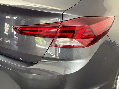 Used 2020 Hyundai Elantra SE w/ Cargo Package (C1) FWD image 33