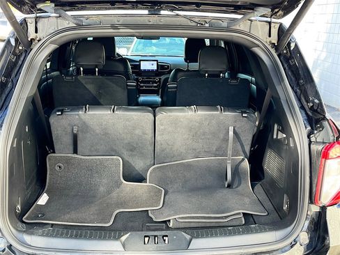 Used 2022 Ford Explorer ST image 25