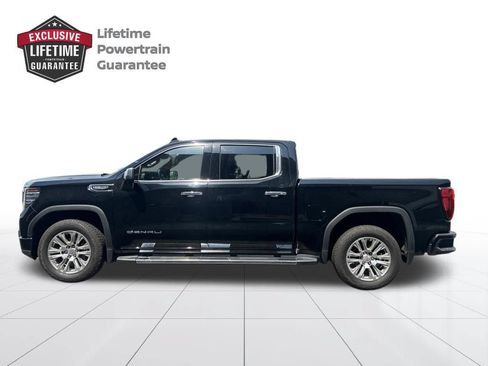Used 2023 GMC Sierra 1500 Denali w/ Technology Package AWD/4WD image 2