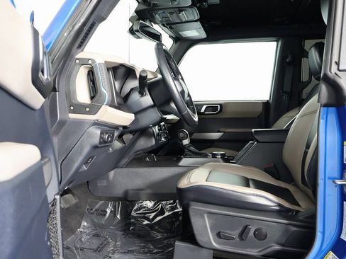 Used 2022 Ford Bronco Wildtrak AWD/4WD image 10