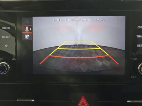 Used 2023 Kia Sportage LX image 38