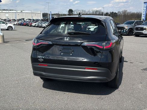 Used 2024 Honda HR-V LX image 6