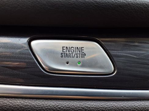 Used 2021 Buick Enclave Essence w/ Sound and Sites Package image 19