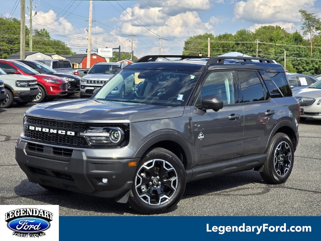 Used 2025 Ford Bronco Sport Outer Banks w/ Outer Banks Tech Package+ AWD/4WD image 1