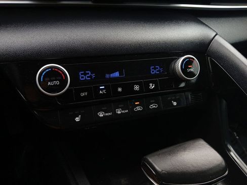 Used 2021 Hyundai Elantra SEL w/ Convenience Package FWD image 22