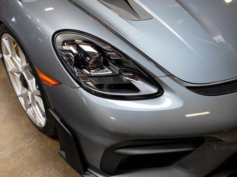 Used 2025 Porsche 718 Boxster Spyder RS image 16