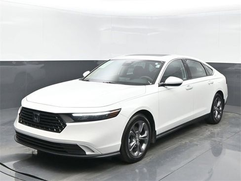 Certified 2024 Honda Accord EX image 1