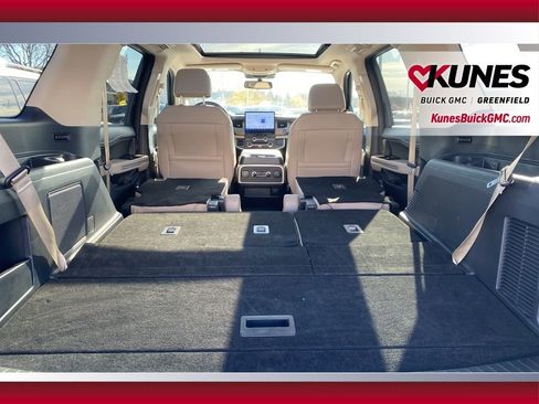 Used 2024 Ford Expedition Limited image 43