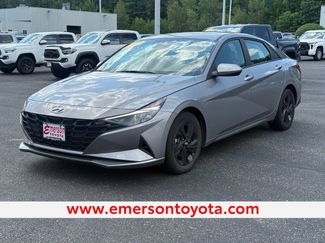 Used 2023 Hyundai Elantra SEL w/ Cargo Package FWD video 1