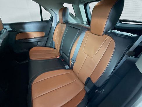 Used 2016 Chevrolet Equinox LTZ w/ Enhanced Convenience Package image 28