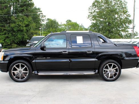 Used 2006 Cadillac Escalade EXT image 4