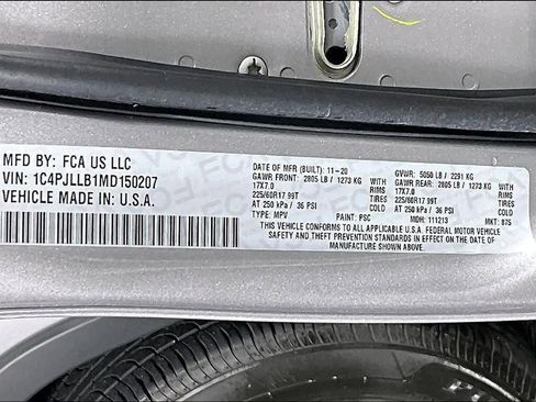 Used 2021 Jeep Cherokee Latitude Plus image 36