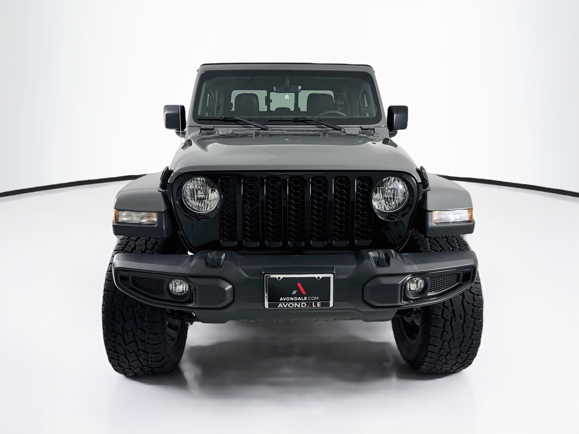 Used 2023 Jeep Gladiator Sport AWD/4WD image 2