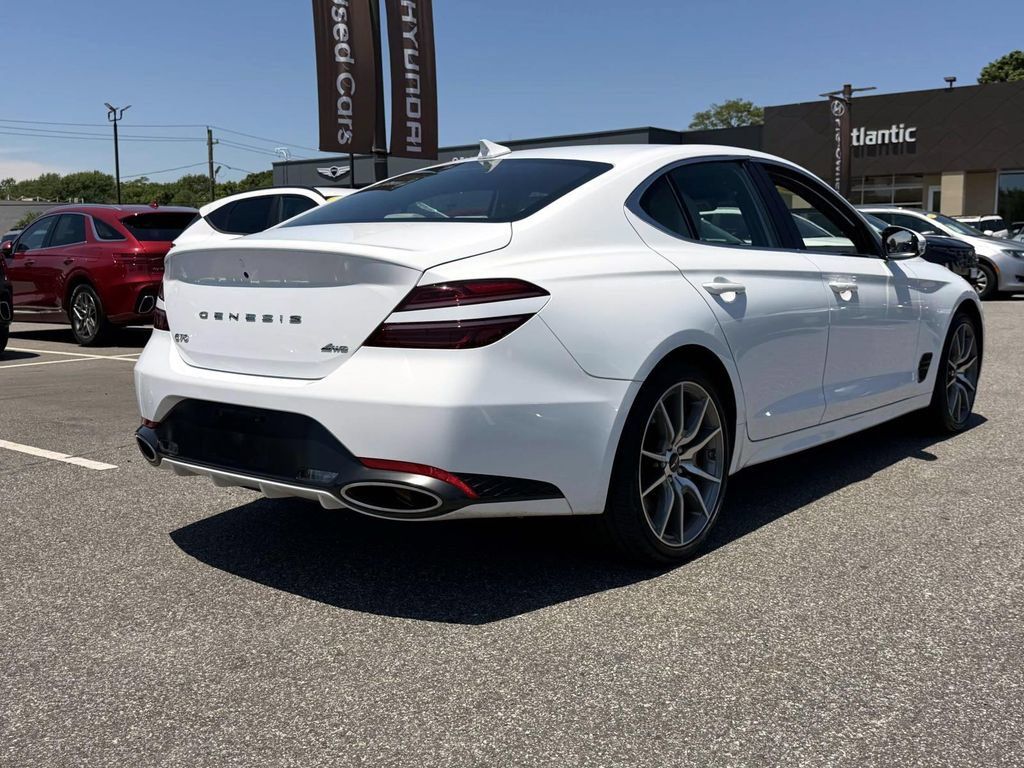 Certified 2025 Genesis G70 2.5T AWD/4WD image 7