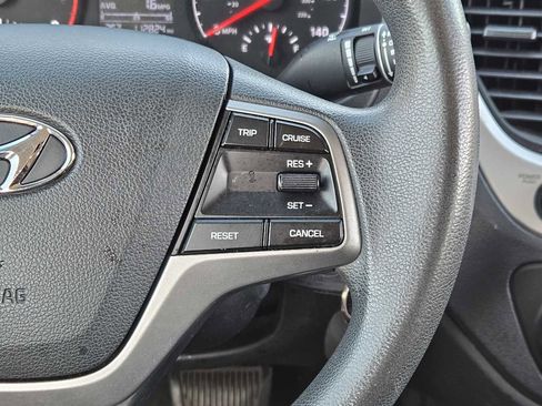 Used 2021 Hyundai Accent SE image 25