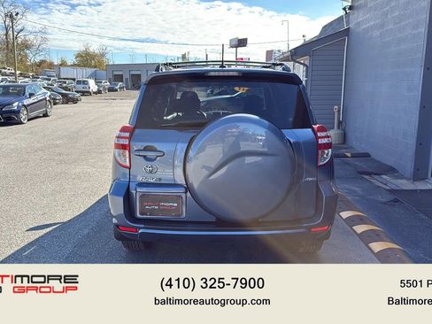 Used 2011 Toyota RAV4 4WD image 5