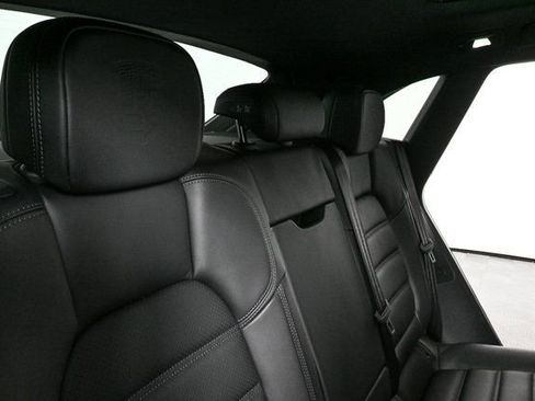 New 2026 Porsche Macan AWD image 24