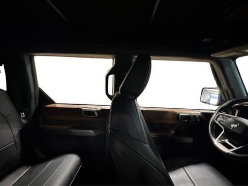 Used 2022 Ford Bronco Outer Banks AWD/4WD image 42