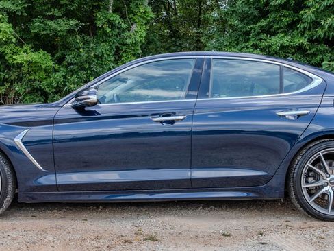 Used 2019 Genesis G70 2.0T Advanced w/ Dynamic Package AWD/4WD image 2