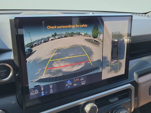 Certified 2026 Toyota 4Runner Limited AWD/4WD image 17