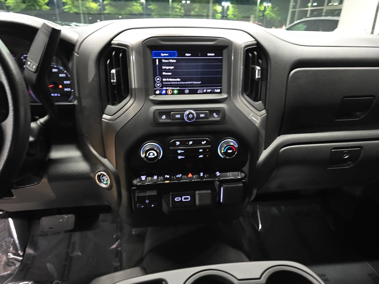 Used 2026 Chevrolet Silverado 2500 Custom w/ Custom Value Package AWD/4WD image 20
