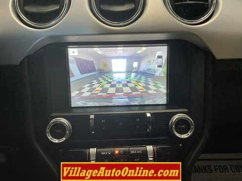 Used 2016 Ford Mustang GT Premium RWD image 18