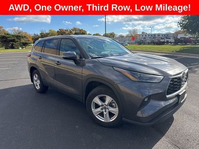 Used 2022 Toyota Highlander LE