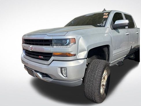 Used 2017 Chevrolet Silverado 1500 LT w/ All Star Edition image 2