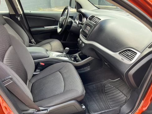 Used 2014 Dodge Journey American Value Package w/ Flexible Seating Group FWD image 12