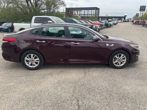 Used 2017 Kia Optima LX w/ Convenience Plus Package FWD image 6