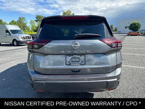 Certified 2026 Nissan Rogue SV AWD/4WD image 9