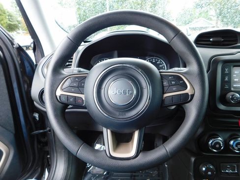 Used 2017 Jeep Renegade Sport w/ Power & Air Group image 9