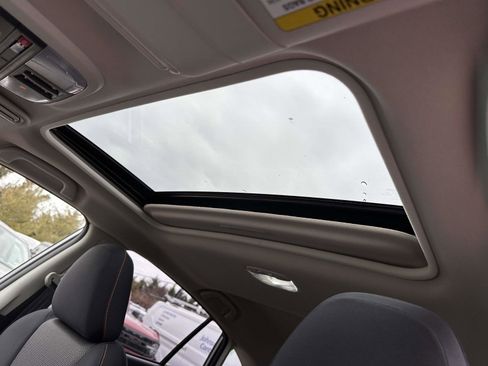 Used 2021 Subaru Crosstrek 2.0i Premium w/ Moonroof Package image 13