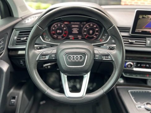 Used 2019 Audi Q5 2.0T Premium Plus w/ Premium Plus Package AWD/4WD image 13
