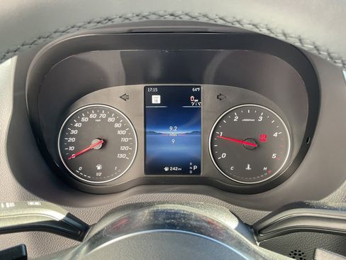 Used 2025 Mercedes-Benz Sprinter 2500 image 21