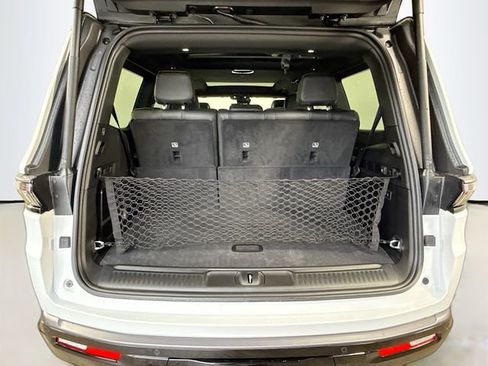 New 2026 Jeep Grand Wagoneer 4WD image 28