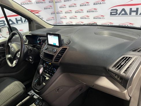 Used 2020 Ford Transit Connect XLT image 40