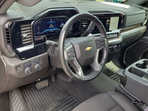 Certified 2025 Chevrolet Silverado 1500 LT RWD image 17