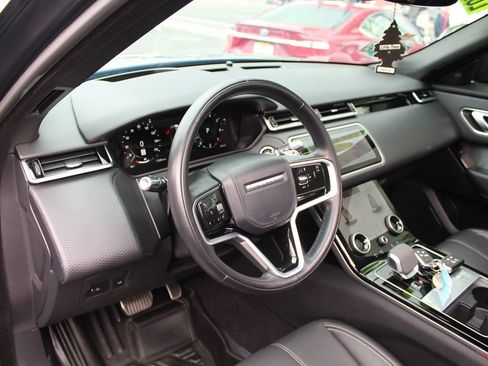 Used 2021 Land Rover Range Rover Velar R-Dynamic S image 20