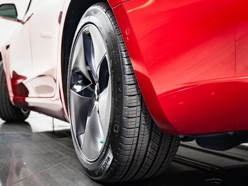 Used 2018 Tesla Model 3 Long Range image 38