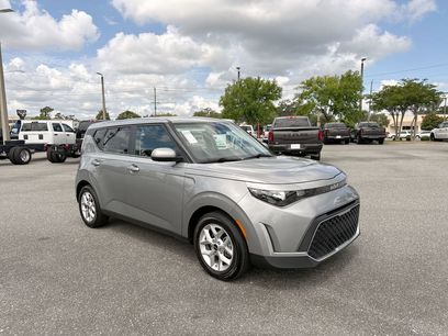 Used 2024 Kia Soul LX w/ Option Group 015