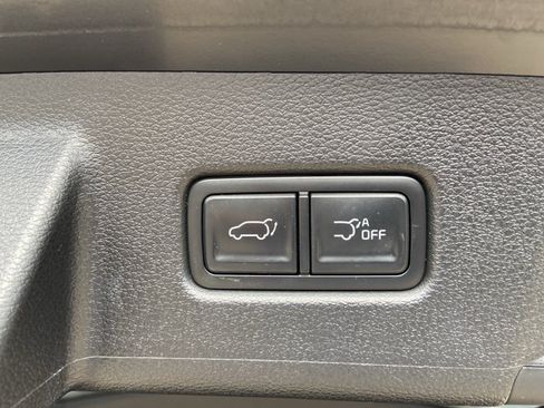 Used 2025 Kia Telluride S FWD image 56