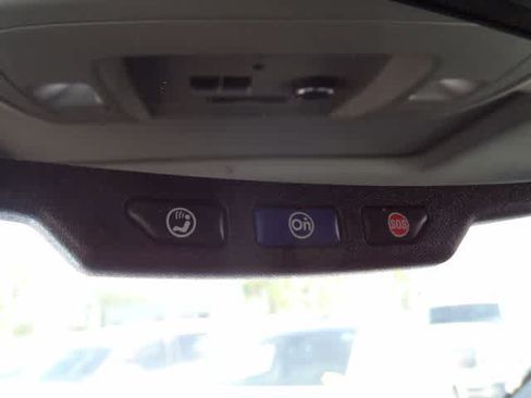 Used 2018 GMC Yukon SLT AWD/4WD image 30