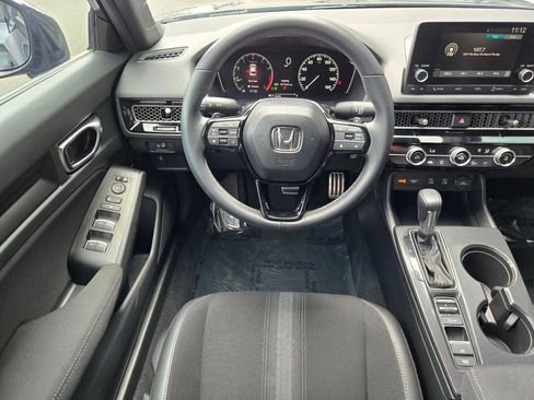 Used 2025 Honda Civic Sport image 12