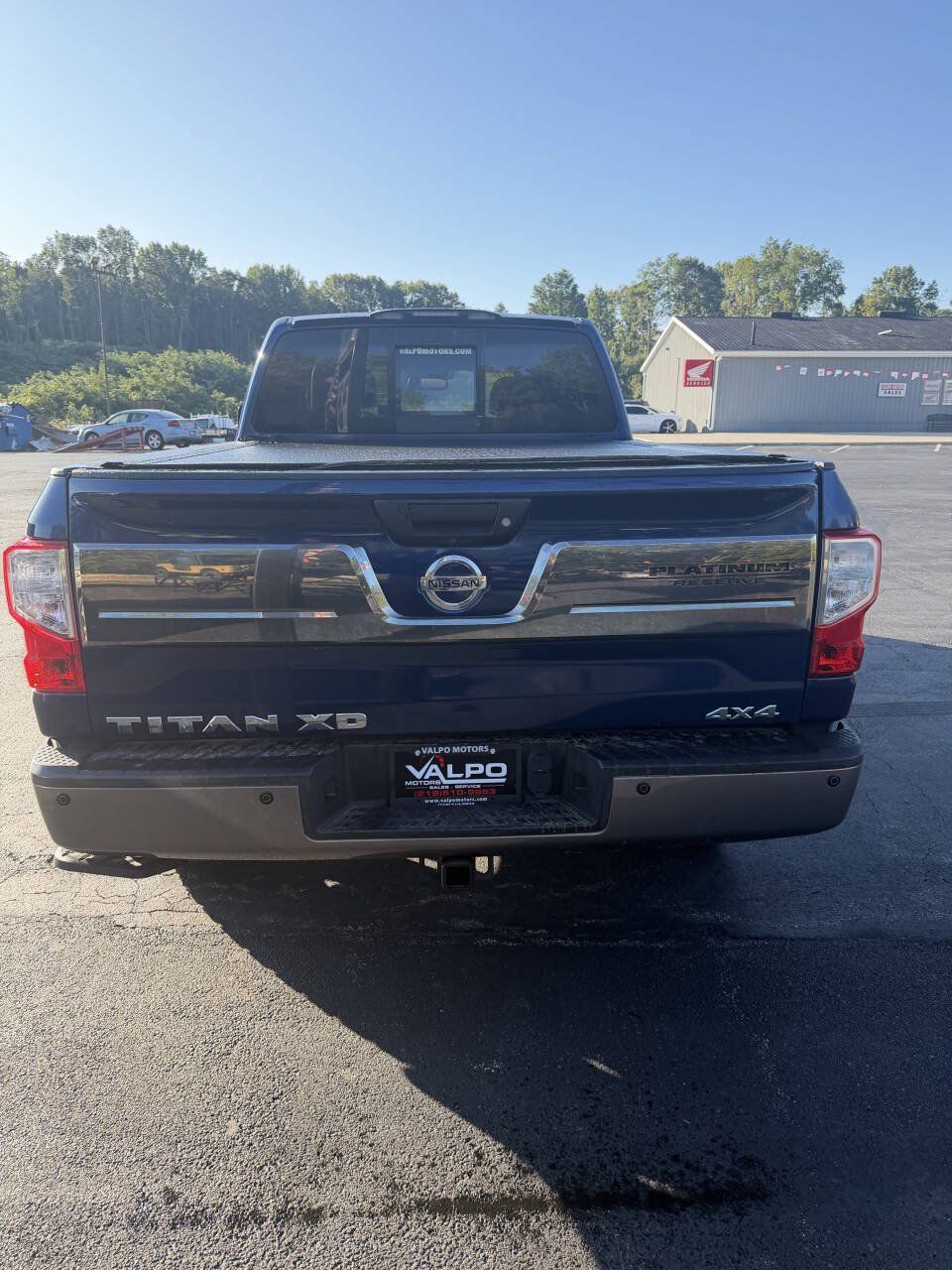 Used 2016 Nissan Titan Platinum Reserve AWD/4WD image 4