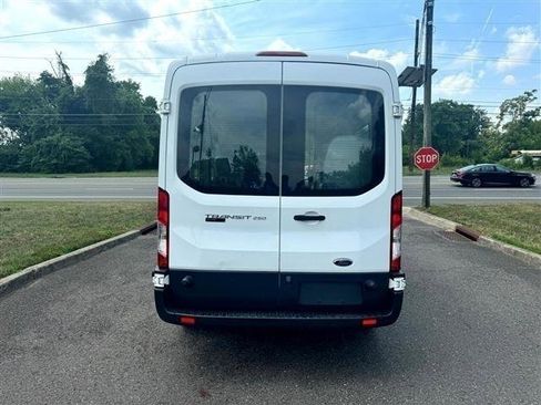 Used 2017 Ford Transit 250 148 Medium Roof RWD image 7