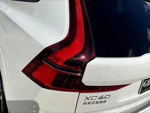 Used 2026 Volvo XC60 B5 Ultra w/ Protection Package Premier image 42