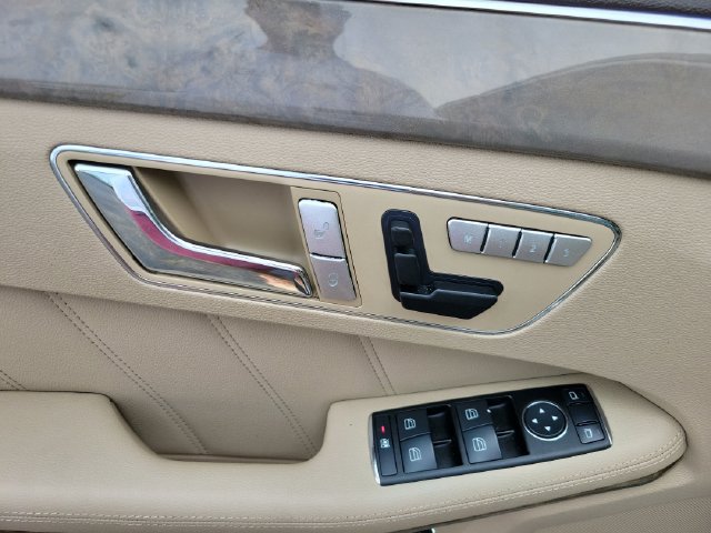 Used 2010 Mercedes-Benz E 350 Sedan w/ Premium 1 Pkg image 17